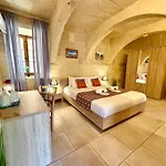 Ta' Matmura Boutique B&B 4*