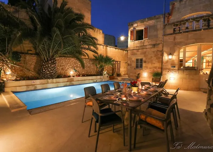 Ta' Matmura Boutique B&B Għarb