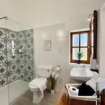 Ta' Matmura Boutique Għarb