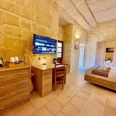 Ta' Matmura Boutique