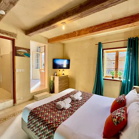 Ta' Matmura Bed & Breakfast *