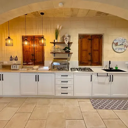 Ta' Matmura Boutique Gharb (Gozo)