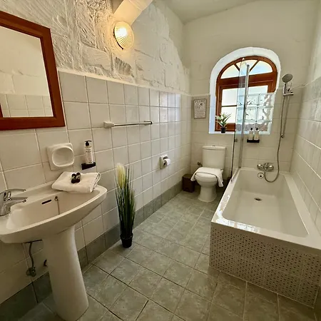 Bed and Breakfast Ta' Matmura Boutique