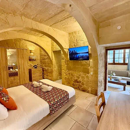 Ta' Matmura Boutique Bed and Breakfast Għarb