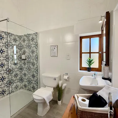 Ta' Matmura Gharb (Gozo)
