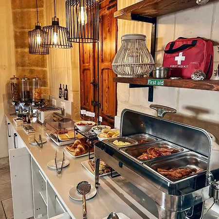 Ta' Matmura Bed & Breakfast